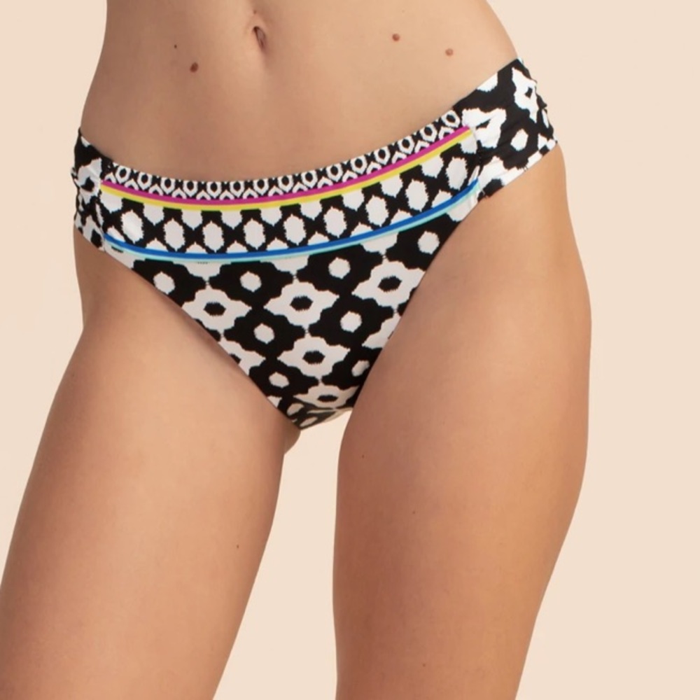 Trina Turk 10 black & white bikini bottoms NWT